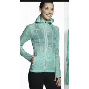 Women’s Fabletics Yalu Rain Jacket in Bright Aqua Size XS